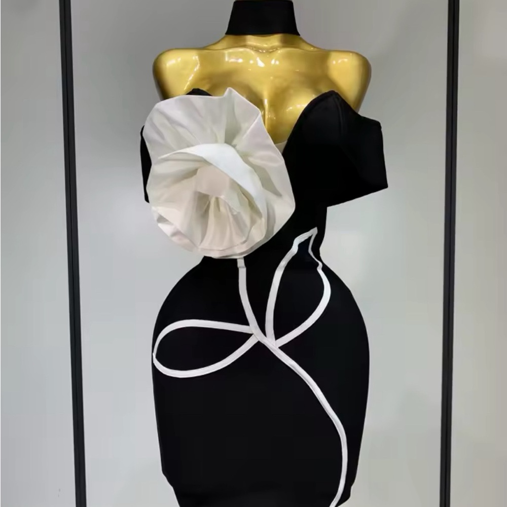 Elegant One-Shoulder Black Dress with White Floral Accent